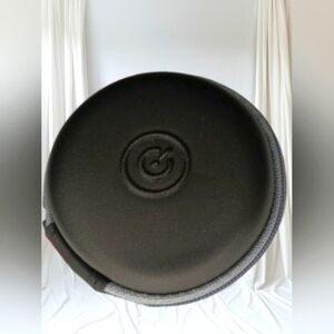 Y2K Grunge Dark Academia Earphones Case Black